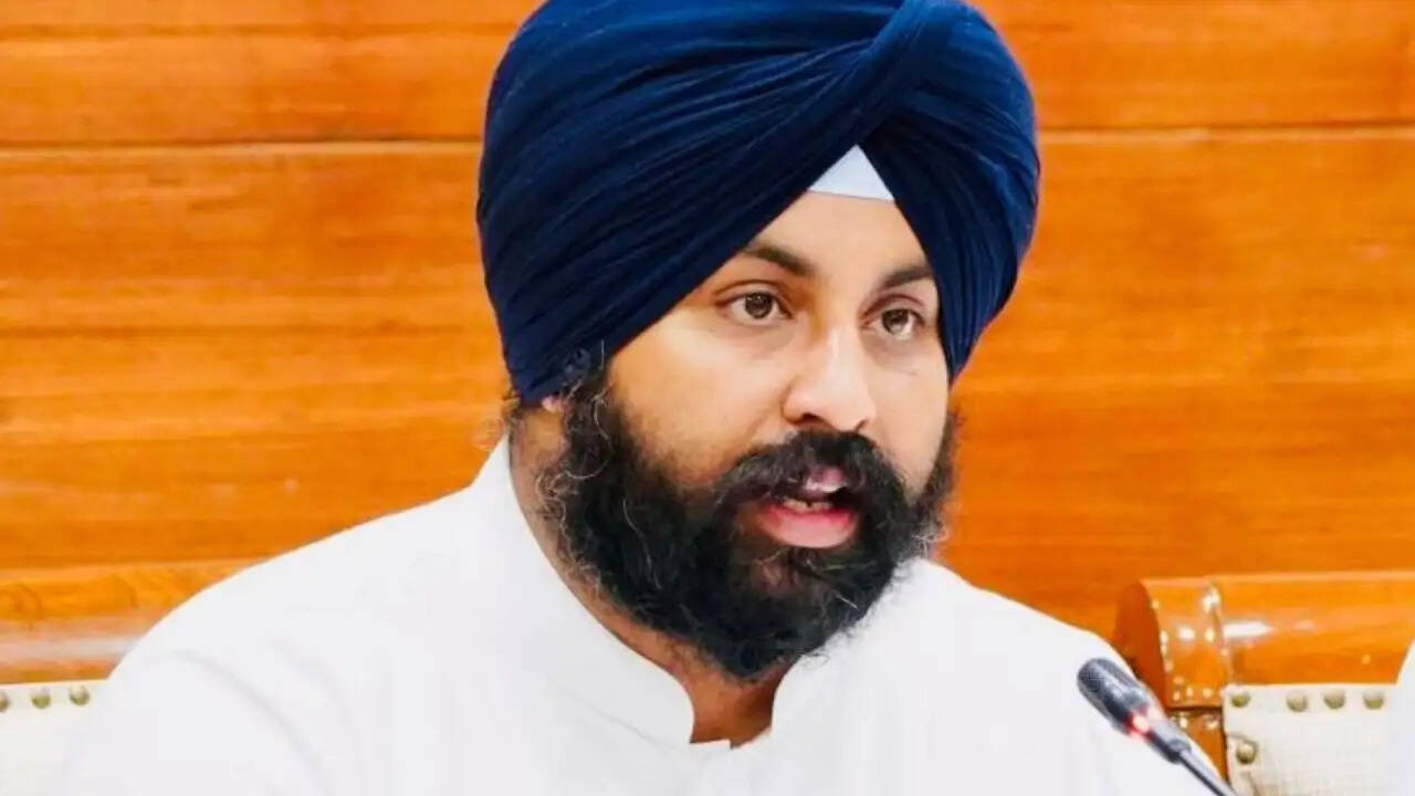 पंजाब सरकार का नया सुधार: निजी स्कूलों में पाठ्य-पुस्तकों का वितरण सीधे बोर्ड द्वारा