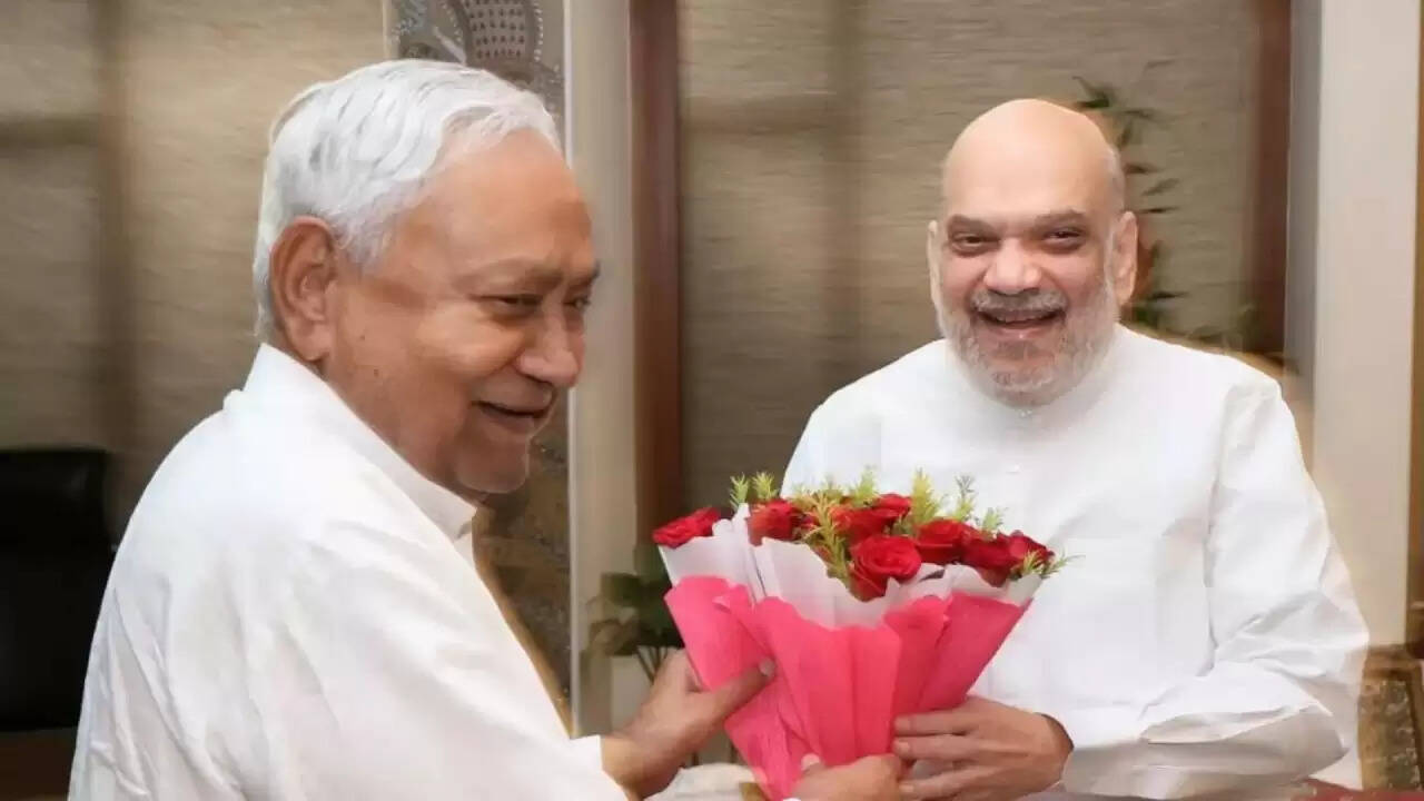 बिहार विधानसभा चुनाव: अमित शाह ने घटाया सीटों का लक्ष्य, एनडीए की नई रणनीति
