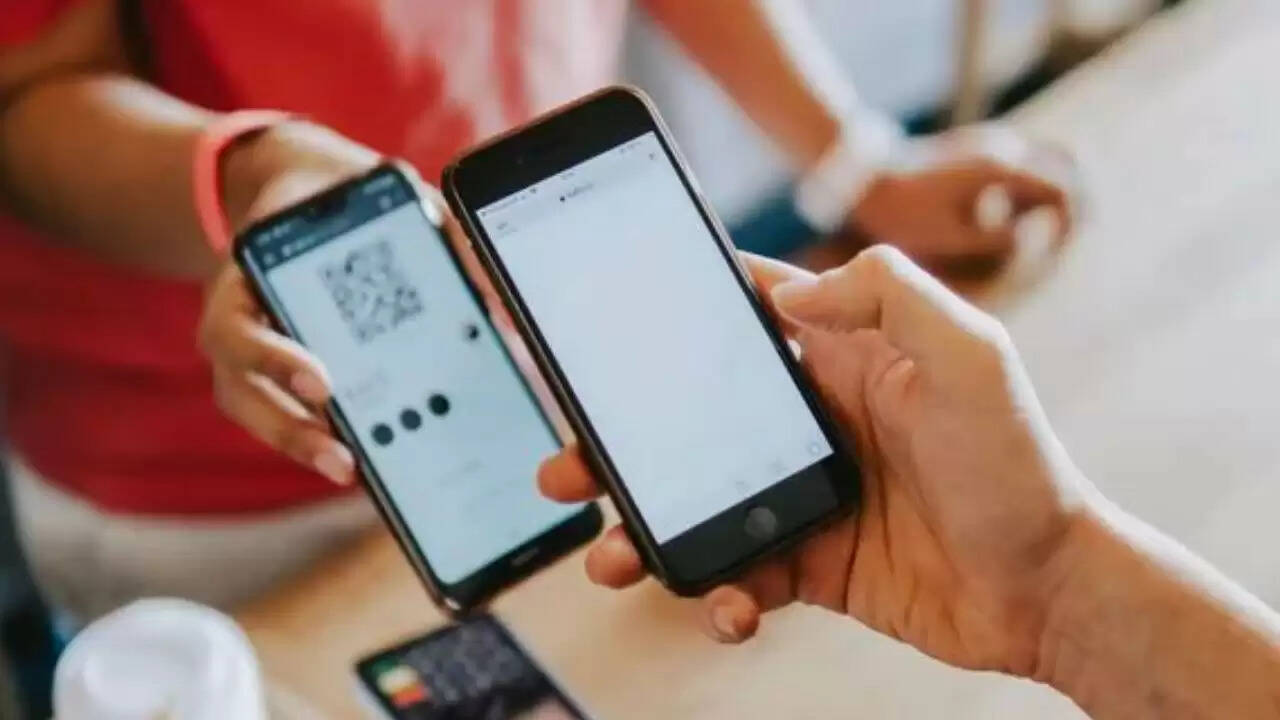 भारत में UPI ट्रांजेक्शन में अभूतपूर्व वृद्धि: डिजिटल भुगतान का नया युग