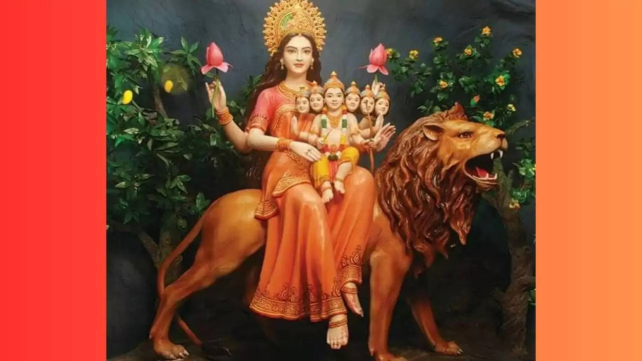 Navratri Day 5: मां स्कंदमाता की पूजा का महत्व और विधि