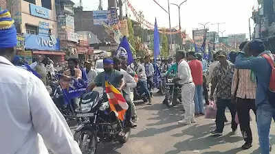 सोनौली में अंबेडकर जयंती पर भव्य बाइक रैली का आयोजन