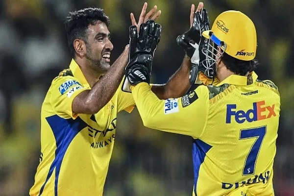 रविचंद्रन अश्विन ने आईपीएल से लिया संन्यास, टी20 लीग में खेलना जारी रखेंगे