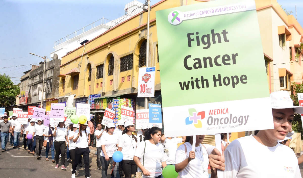 राष्ट्रीय कैंसर जागरूकता दिवस: महत्व और 2025 की थीम