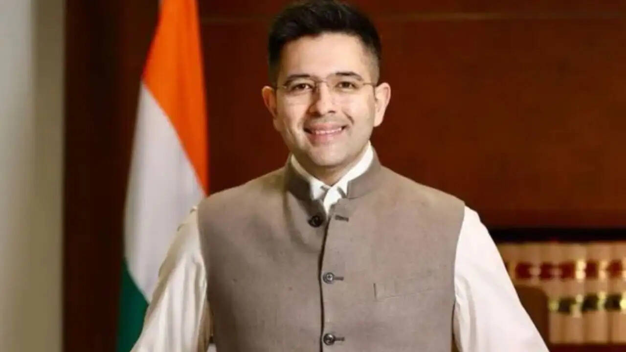 राघव चड्ढा और AAP सांसदों ने बीजेपी में शामिल होने की घोषणा की
