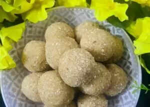 मावे के लड्डू बनाने की सरल विधि