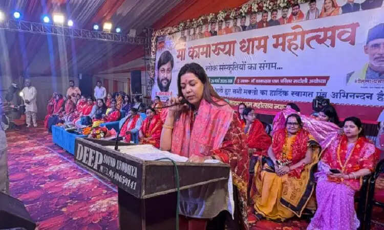 महिलाओं के सशक्तिकरण पर संगोष्ठी का आयोजन, 32 महिलाओं को मिला सम्मान