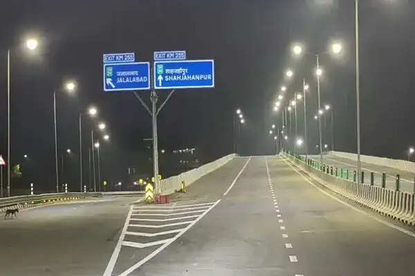 गंगा एक्सप्रेसवे: उत्तर प्रदेश का नया औद्योगिक केंद्र