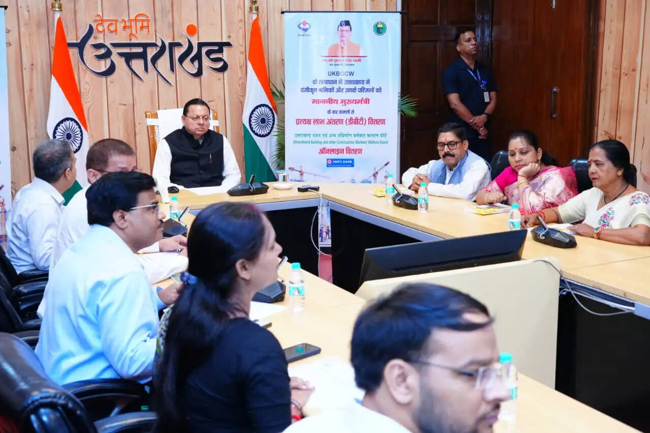 उत्तराखंड में श्रमिकों के लिए मुख्यमंत्री धामी का बड़ा कदम, 4400 लाभार्थियों को मिले 11 करोड़ रुपये
