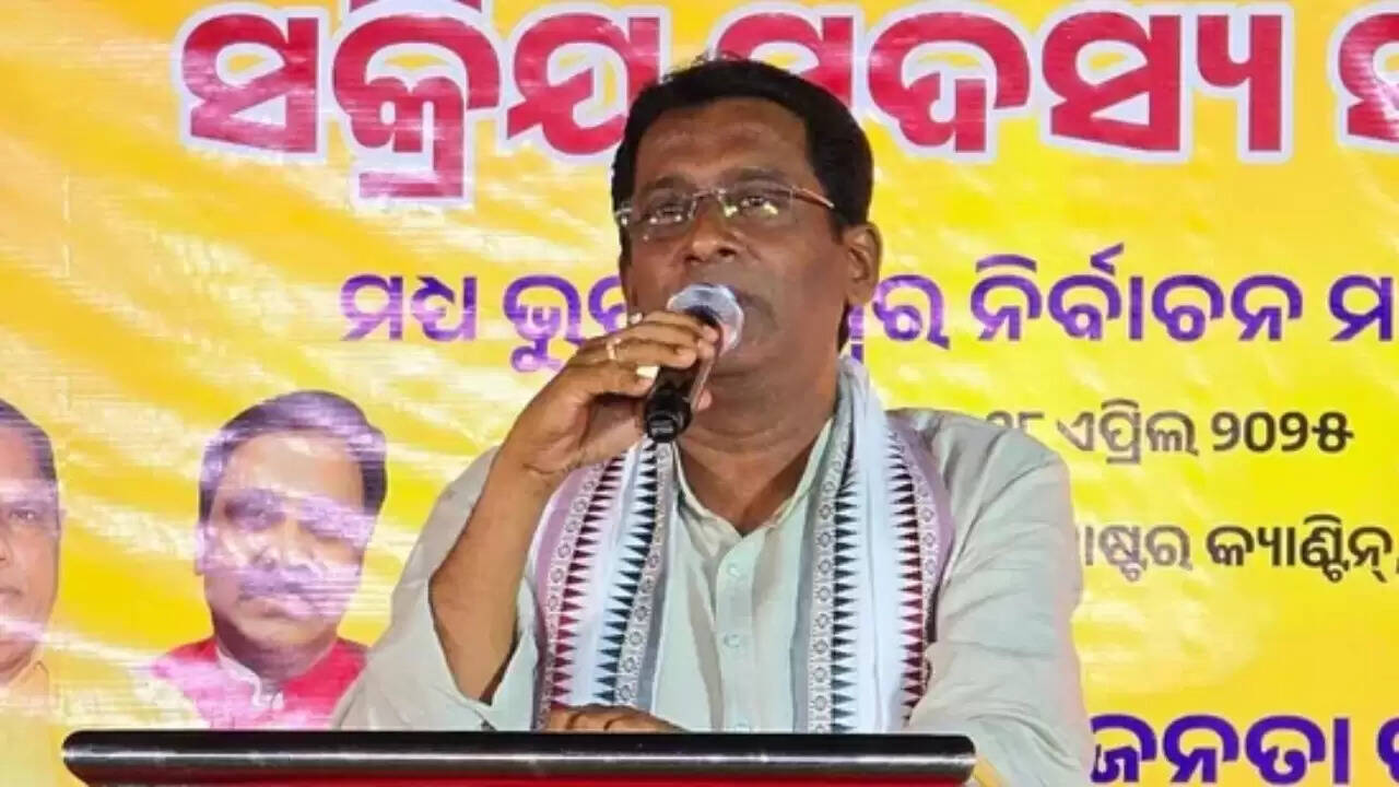 भुवनेश्वर में भाजपा नेता की गिरफ्तारी, प्रशासनिक सेवा संघ का विरोध
