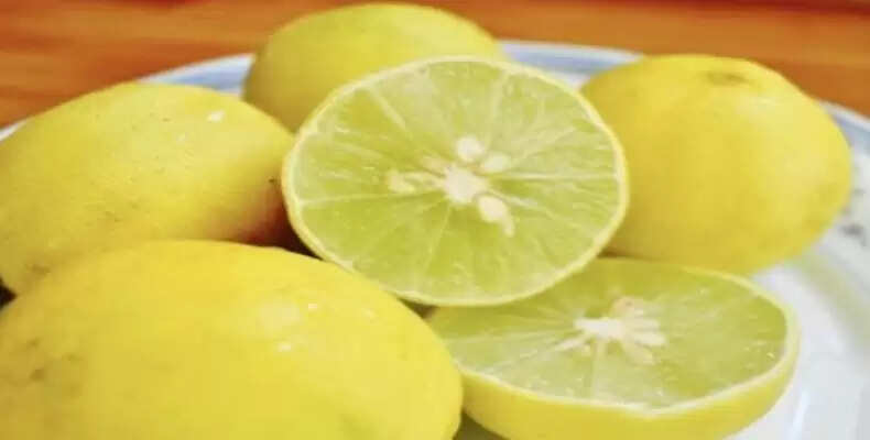 नींबू के अनोखे उपयोग: किचन से लेकर स्किनकेयर तक