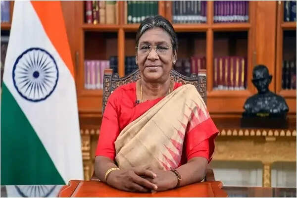 राष्ट्रपति द्रौपदी मुर्मू का स्वतंत्रता दिवस पर संदेश: संविधान और लोकतंत्र की महत्ता
