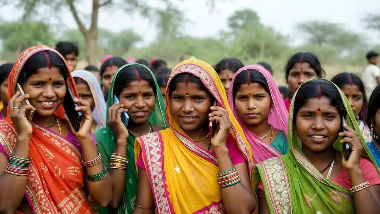 जालोर में महिलाओं के स्मार्टफोन उपयोग पर विवादित प्रतिबंध