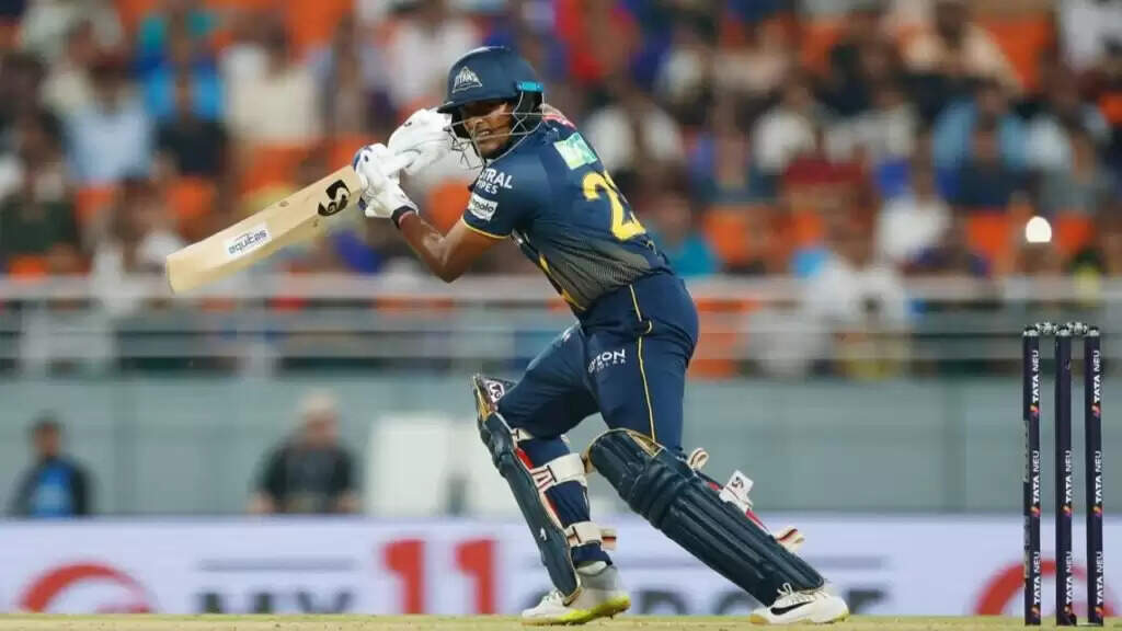 IPL 2025: सर्वश्रेष्ठ प्लेइंग इलेवन की घोषणा, 7 भारतीय और 4 विदेशी खिलाड़ी शामिल