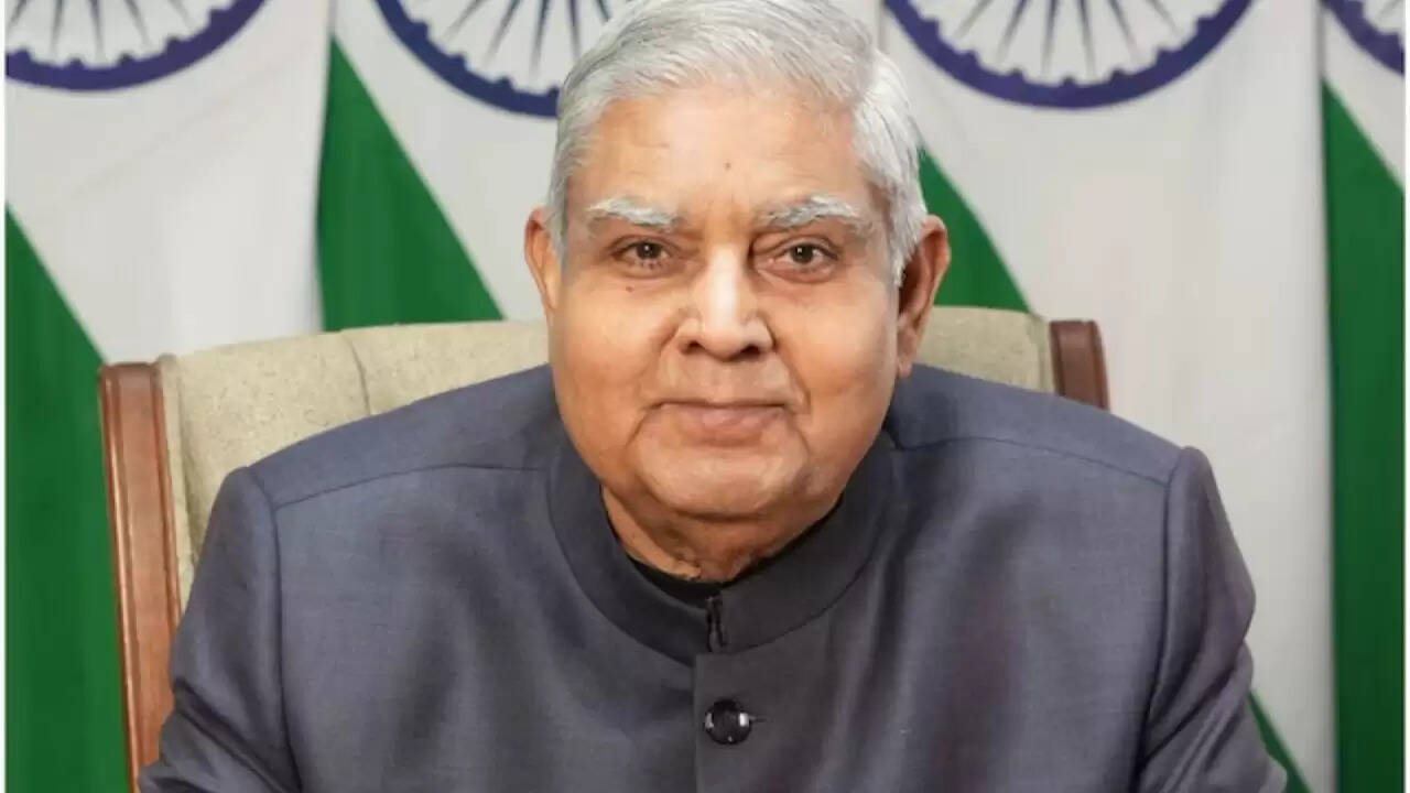 क्या पूर्व उपराष्ट्रपति जगदीप धनखड़ की तबीयत में सुधार होगा? AIIMS में भर्ती