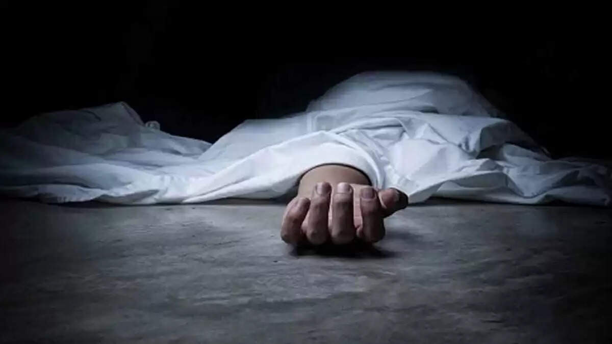 नागपुर में सड़क दुर्घटना: पति ने पत्नी के शव को बाइक पर बांधकर किया सफर