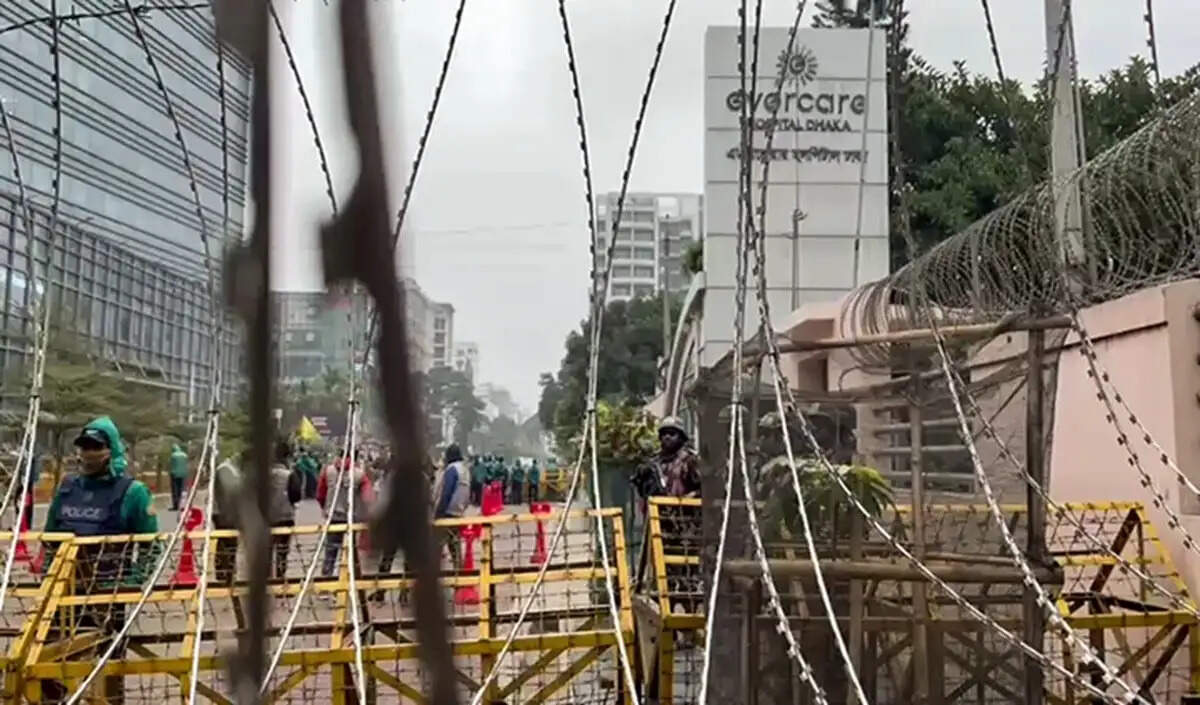 बांग्लादेश में धार्मिक तनाव: हिंदू समुदाय का विरोध प्रदर्शन