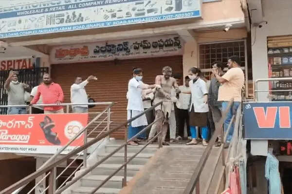 हैदराबाद में केमिकल फैक्ट्री में विस्फोट, 10 मजदूरों की मौत