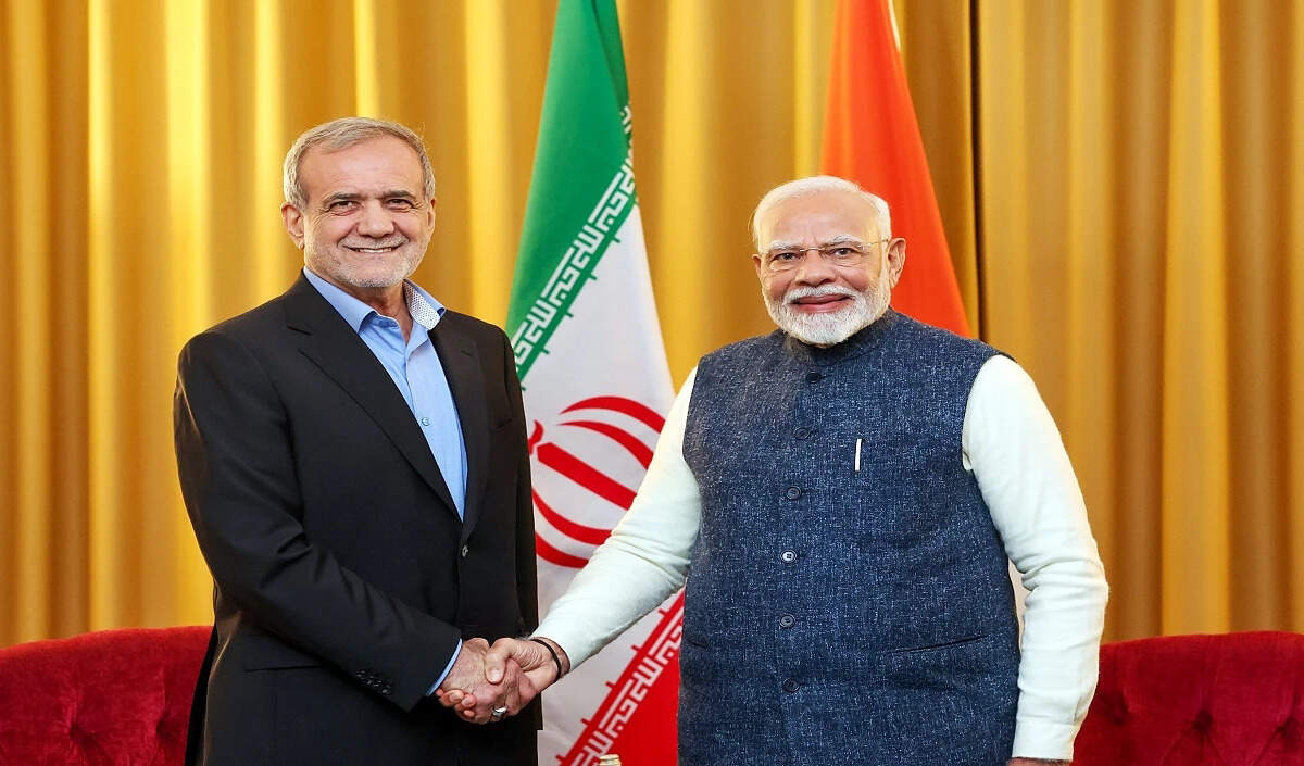ईरान ने अमेरिका के दोहरे मापदंडों को उजागर किया
