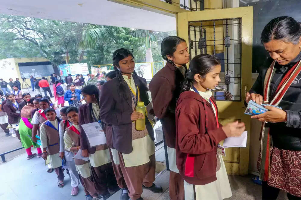 नीट यूजी परीक्षा में बिहार के छात्रों की स्थिति पर सवाल