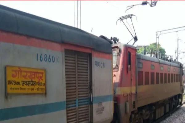 गोरखपुर-एलटीटी एक्सप्रेस में बम की झूठी सूचना से मची अफरा-तफरी