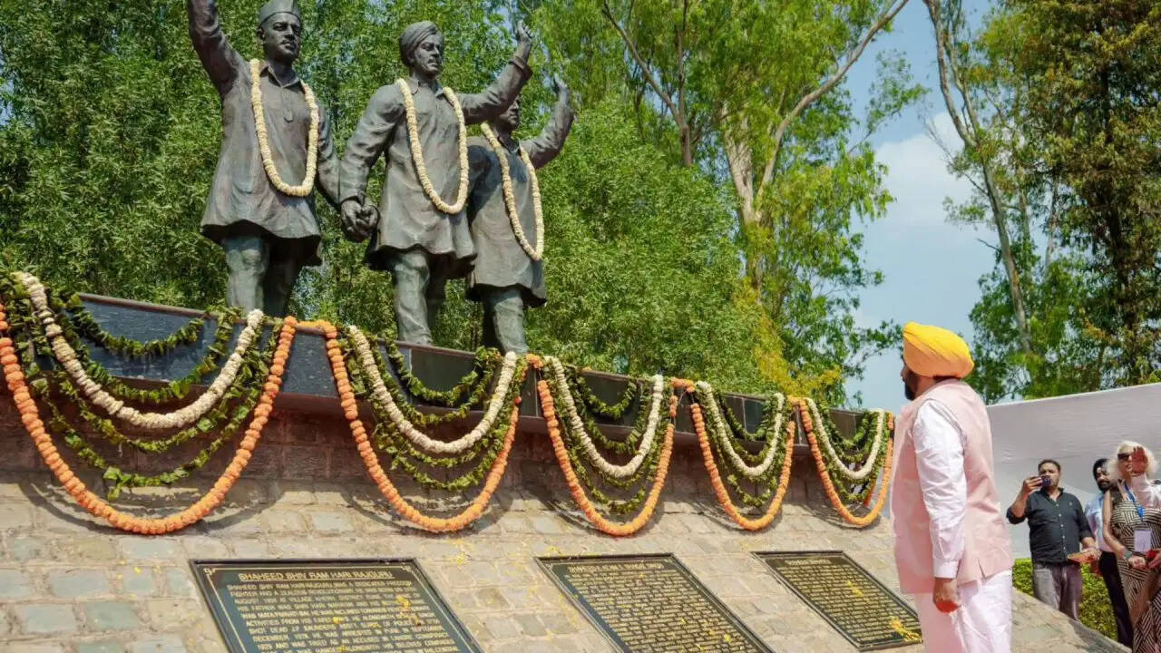 शहीदों की याद में पंजाब सरकार का संकल्प: हुसैनीवाला में शहीद स्मारक का शिलान्यास