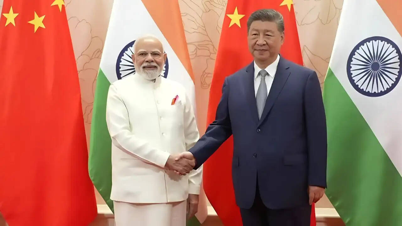 क्या शी जिनपिंग का भारत दौरा बदल सकता है भारत-चीन के रिश्तों की दिशा?