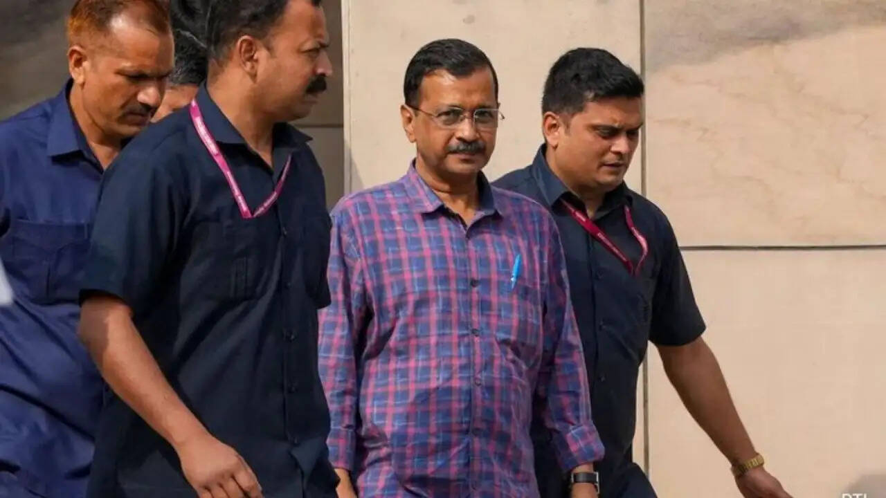 दिल्ली हाई कोर्ट में केजरीवाल की सुनवाई: न्याय की मांग और सवाल उठाते तर्क