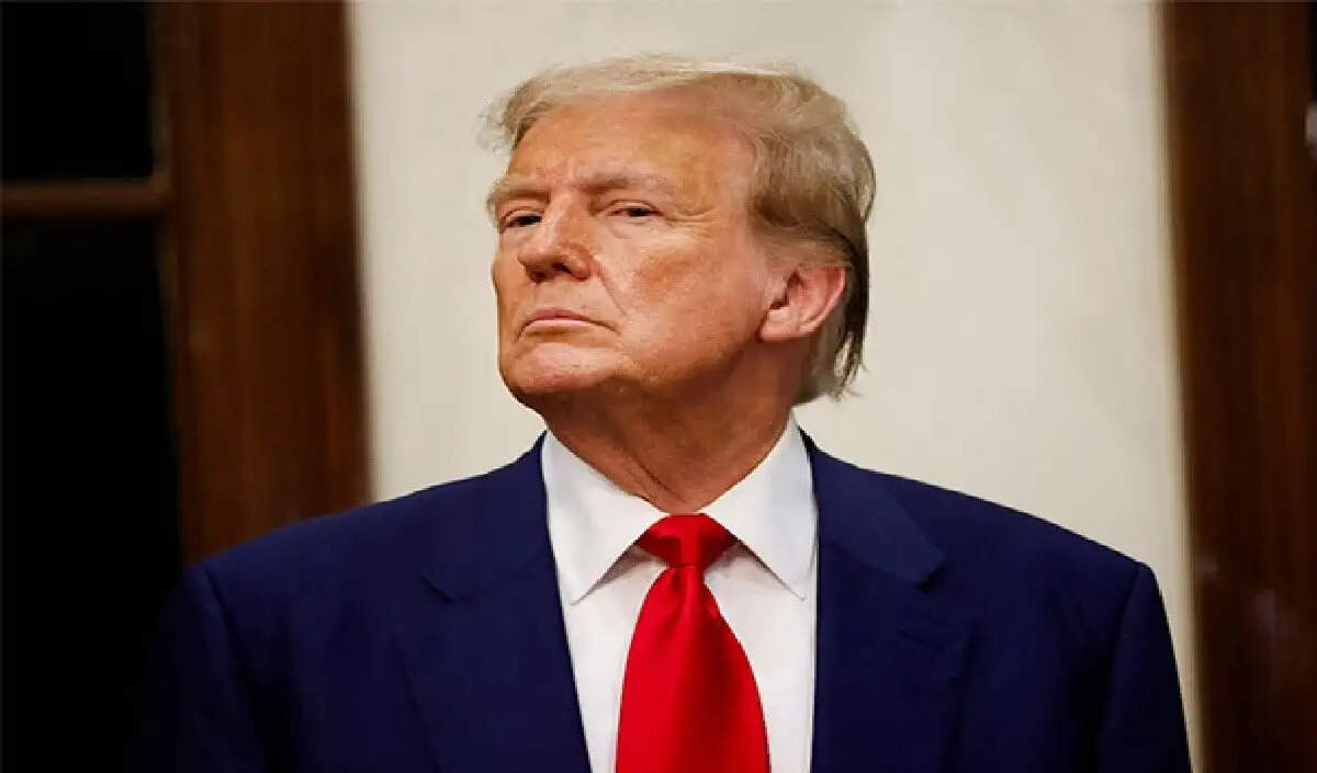 ईरान पर ट्रंप की नई चेतावनी और पाकिस्तान में वार्ता की हलचल