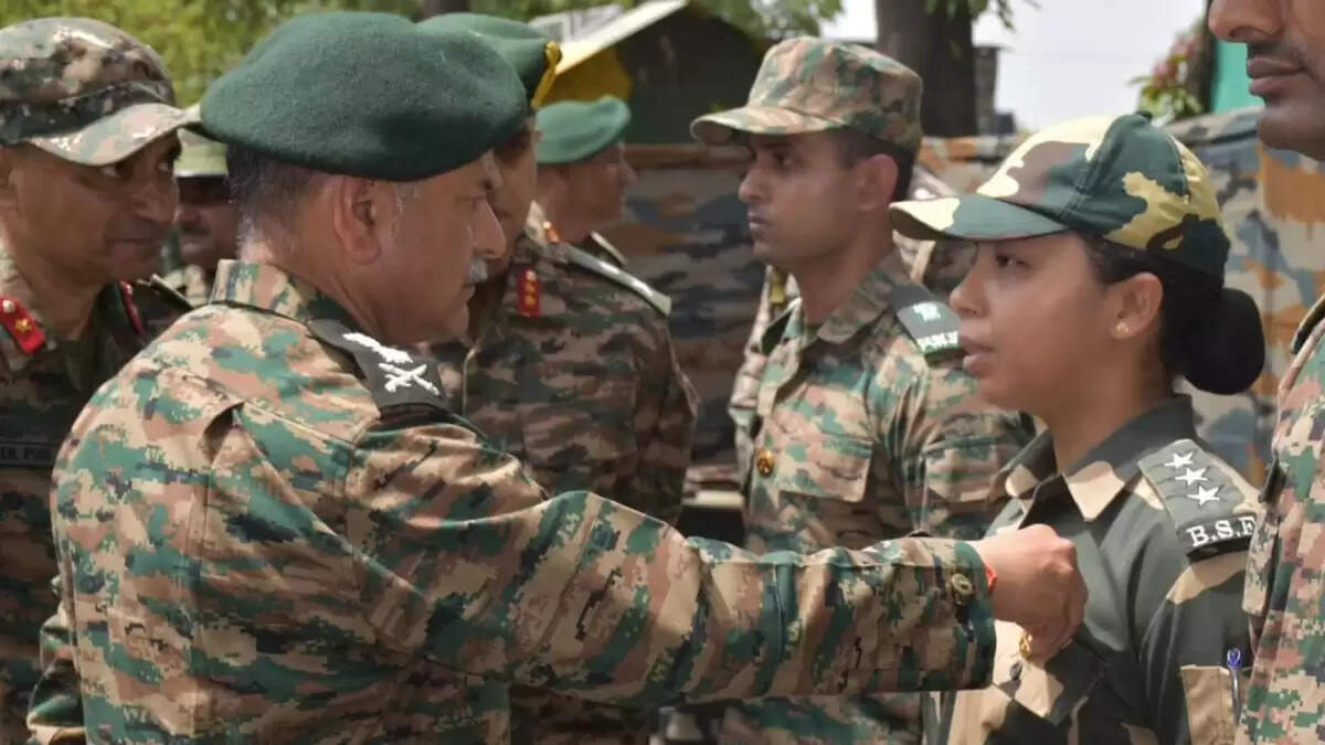 नेहा भंडारी: BSF की बहादुर असिस्टेंट कमांडेंट की वीरता की कहानी