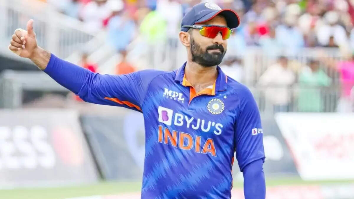 दिनेश कार्तिक ने IPL 2026 से पहले शारजाह वॉरियर्ज़ के लिए खेलने का किया फैसला
