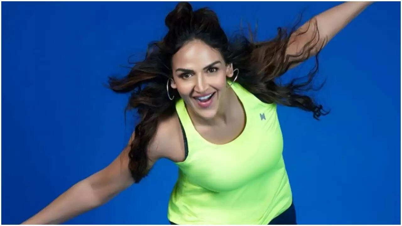 ईशा देओल का 44वां जन्मदिन: शादी में आई दरार की कहानी