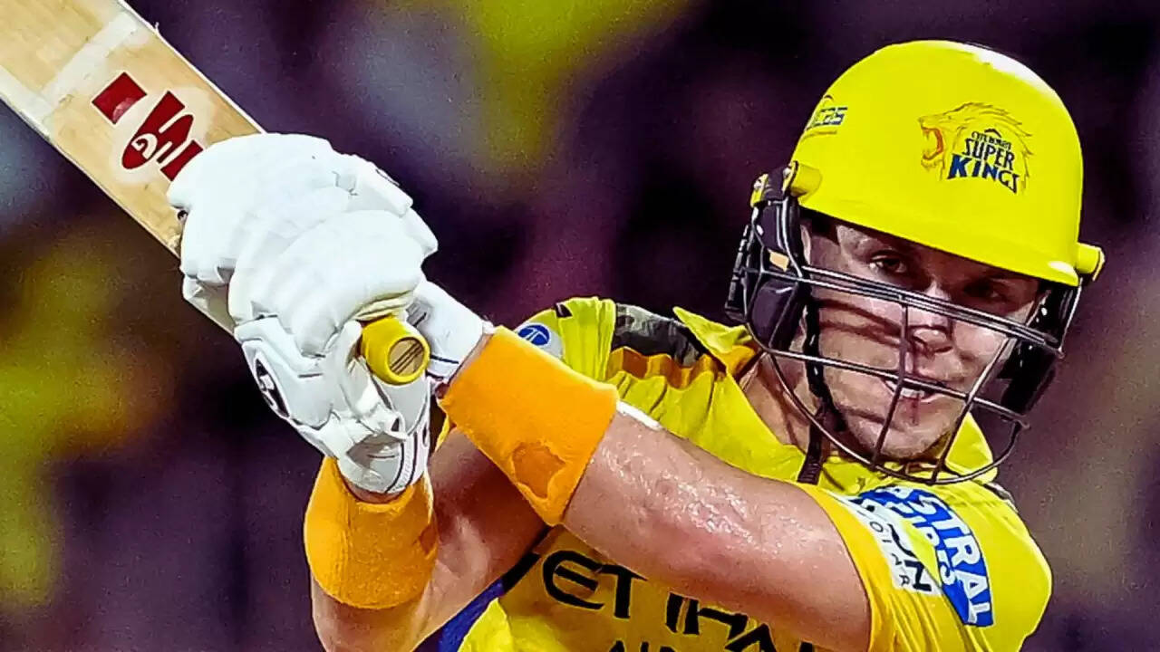 क्या सैम करन को IPL 2026 में चेन्नई सुपर किंग्स रिटेन करेगी? जानें संभावनाएं