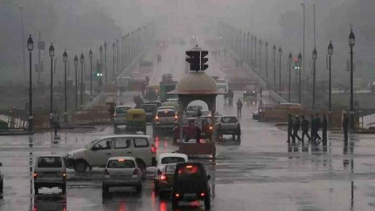 दिल्ली और उत्तर प्रदेश में बारिश का अलर्ट: जानें मौसम की ताजा स्थिति