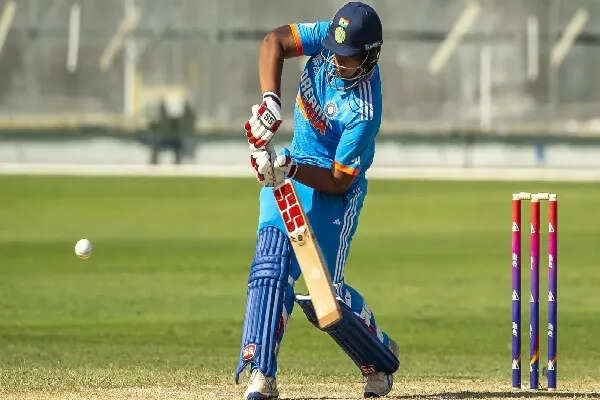 14 वर्षीय वैभव सूर्यवंशी ने एशिया कप में बनाया नया रिकॉर्ड