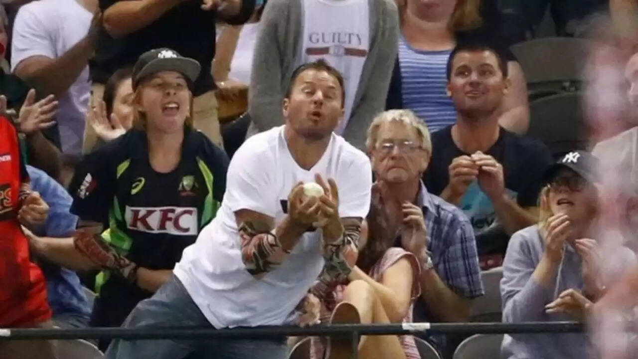 बिग बैश लीग में नया नियम: फैंस अब गेंदें घर ले जा सकेंगे