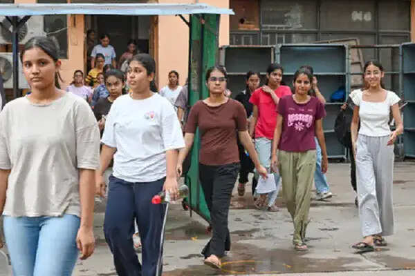 शिक्षा मंत्रालय ने नीट-यूजी पेपर लीक मामले में सख्त कार्रवाई शुरू की