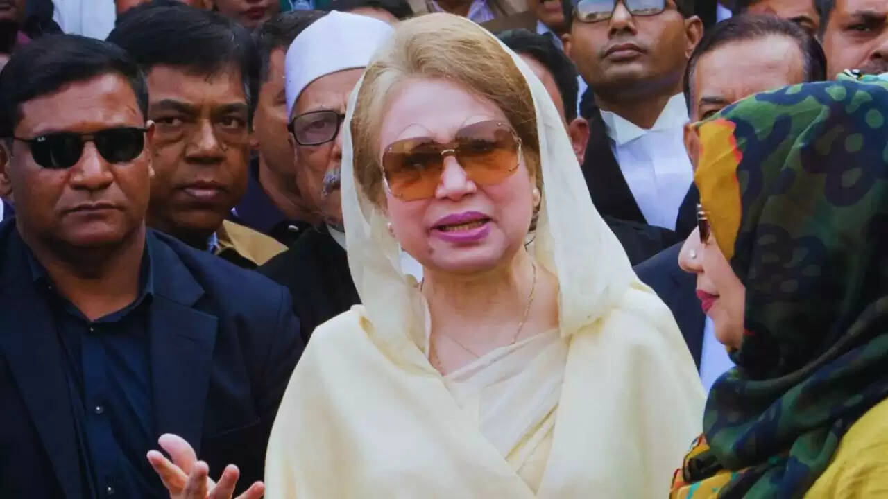 बांग्लादेश की पूर्व प्रधानमंत्री खालिदा जिया का निधन: राजनीति में शोक की लहर
