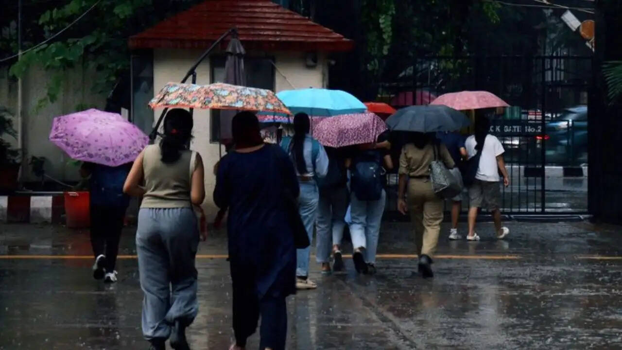 भारत में मानसून की सक्रियता: कई राज्यों में बारिश की संभावना