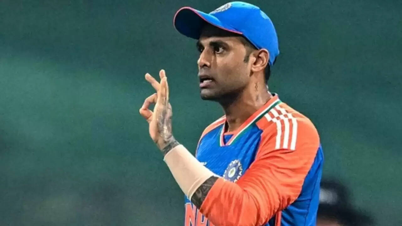 सूर्यकुमार यादव को ICC से मिली चेतावनी, पाकिस्तान के खिलाफ टिप्पणियों पर कार्रवाई