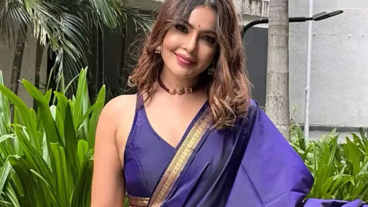 दुखद घटना: साउथ एक्ट्रेस सुभाषिनी का आत्महत्या करना, जन्मदिन से पहले का समय