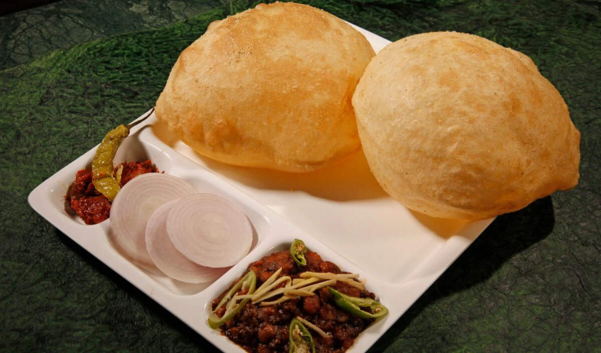 घर पर फूले-फूले भटूरे बनाने के आसान टिप्स