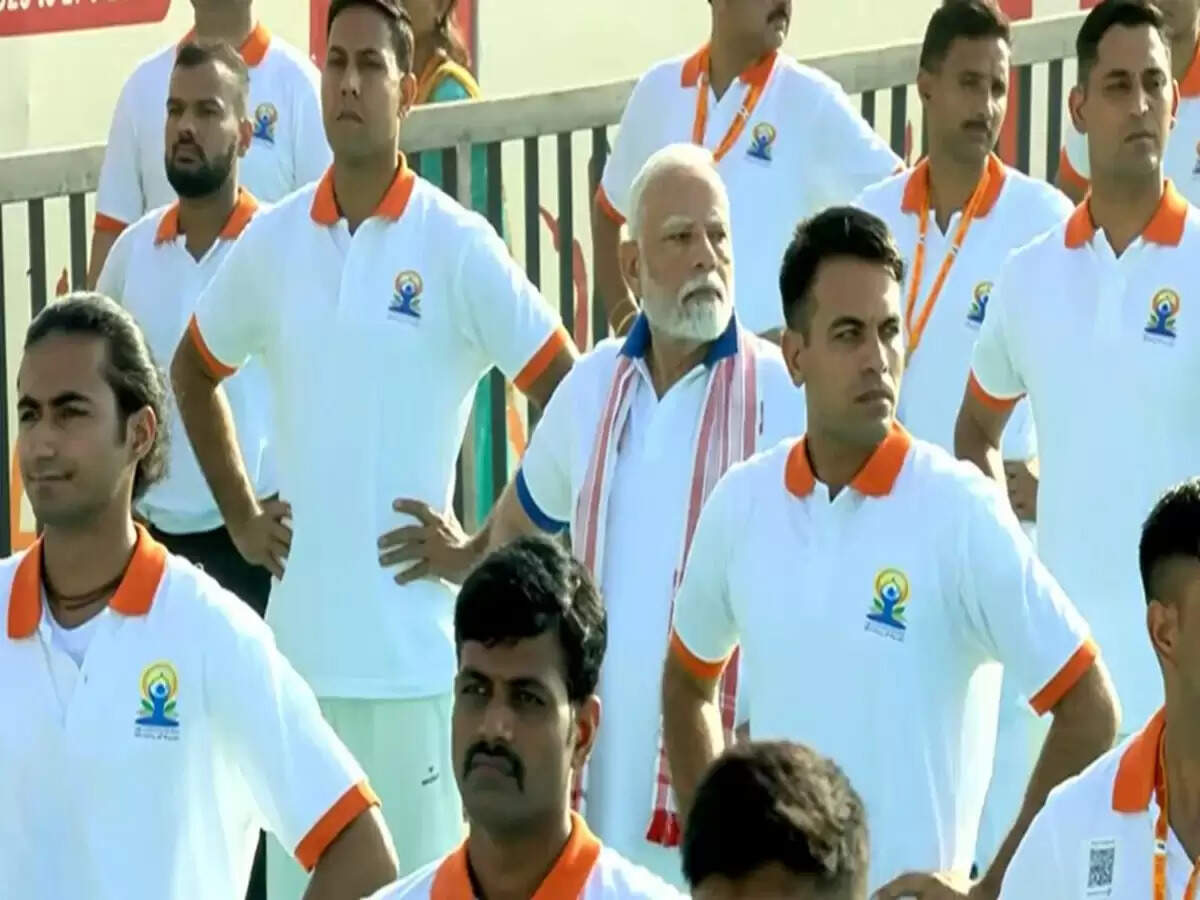प्रधानमंत्री मोदी का योग दिवस पर संदेश: एकता और स्वास्थ्य का महत्व