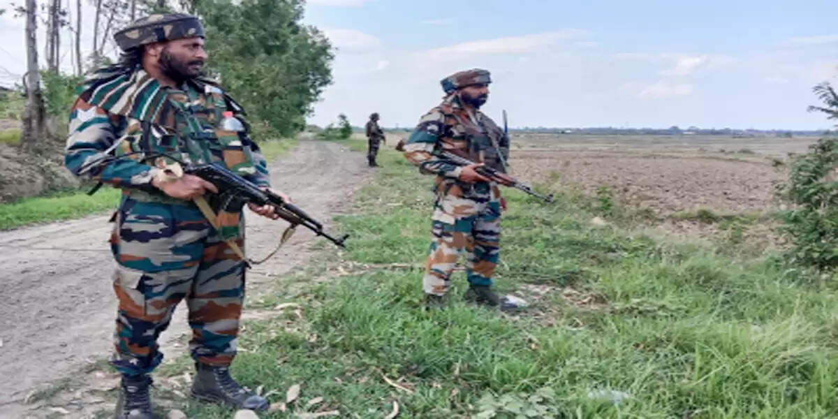 मणिपुर में हिंसा के बाद स्थिति गंभीर, आवश्यक वस्तुओं की कमी