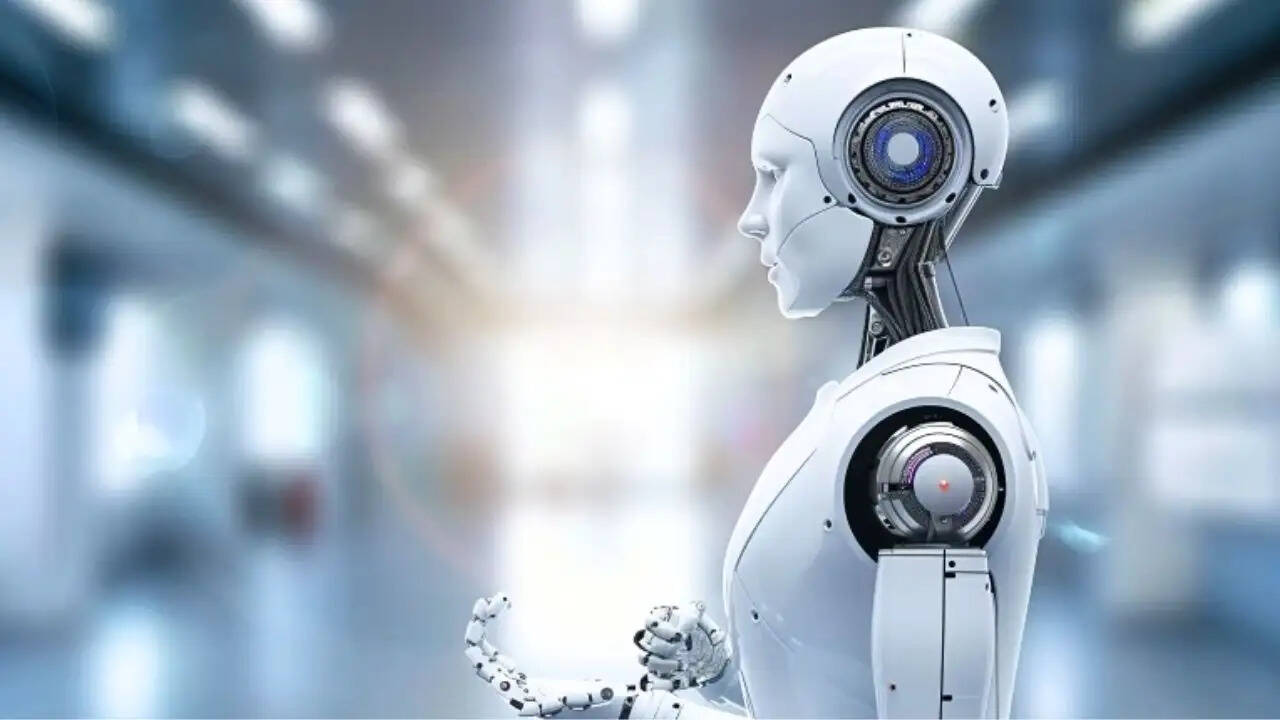 चीन में रोबोट ने छात्रा को गले लगाकर बढ़ाई चिंता, क्या है इसकी वजह?