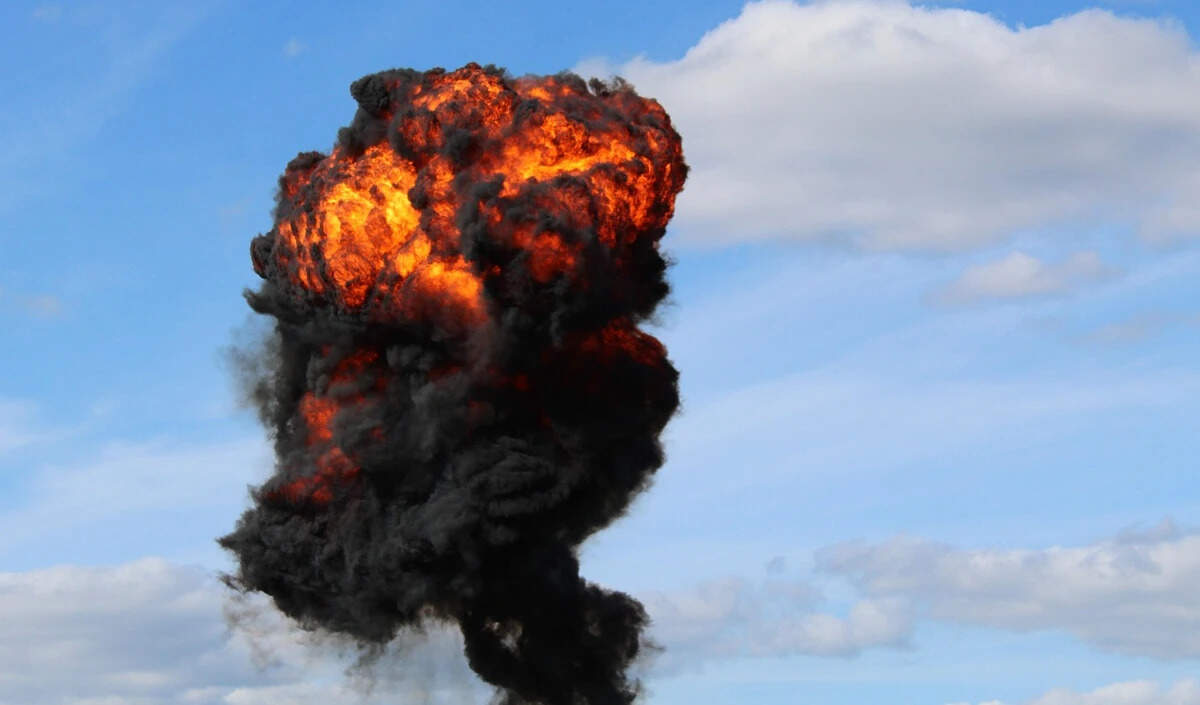 केंटकी में यूपीएस विमान दुर्घटना: सात की मौत, 11 घायल