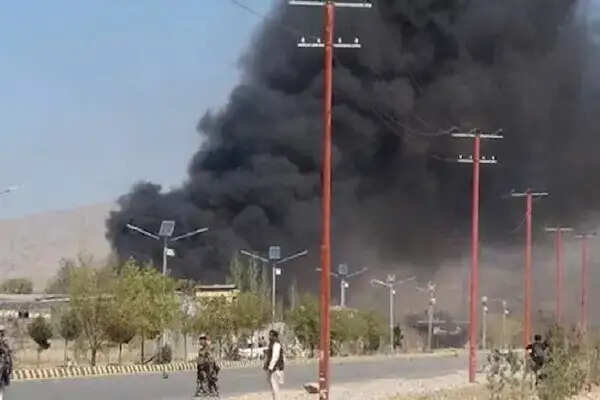 अफगानिस्तान ने पाकिस्तान पर एयर स्ट्राइक की, तनाव बढ़ा