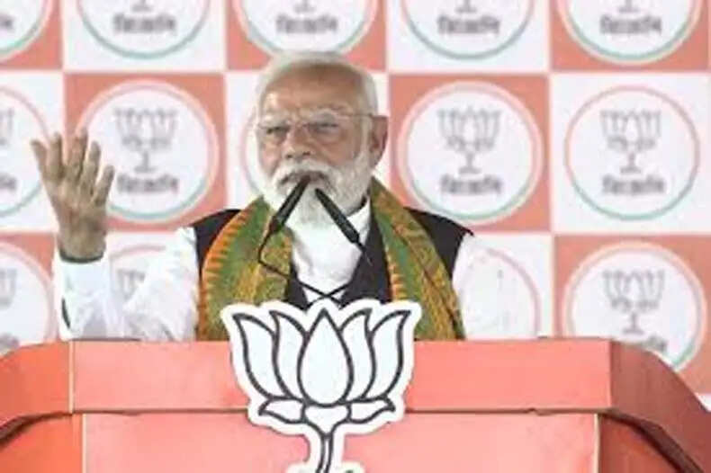 पीएम मोदी ने टीएमसी सरकार पर हमला, मदरसों के लिए 6000 करोड़ का आरोप