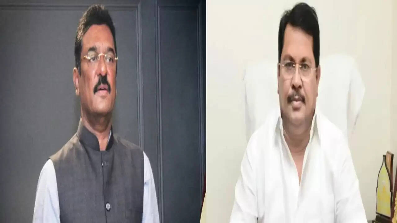 महाराष्ट्र में जमीन घोटाले पर राजनीतिक विवाद तेज