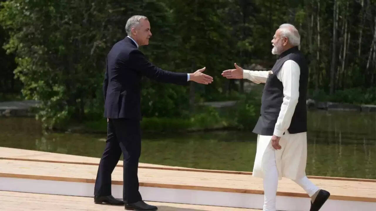 कनाडा में जी-7 शिखर सम्मेलन: पीएम मोदी की महत्वपूर्ण बैठकें और आतंकवाद पर सख्त संदेश