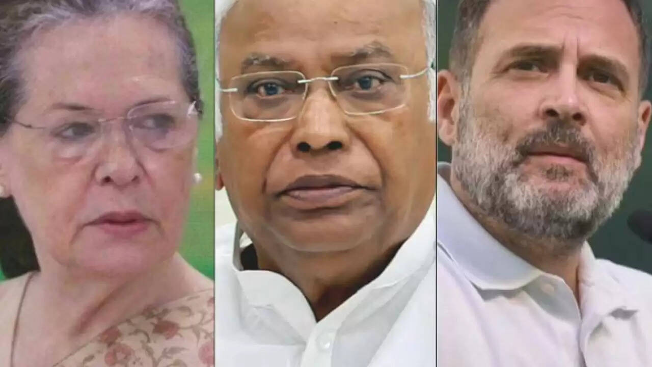 पंजाब कांग्रेस में उठे विवाद के बीच चन्नी का दलित प्रतिनिधित्व पर सवाल